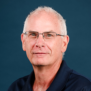 portrait of Rob Yelnosky