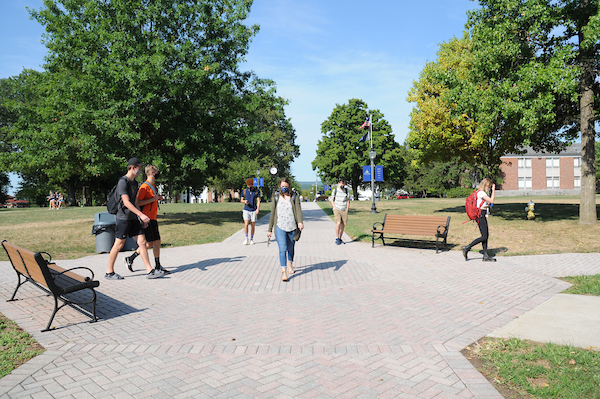 students walking in the middle of Juniata Quad