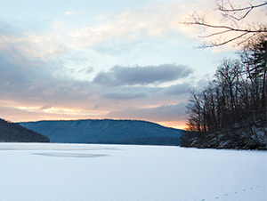 Frost Quakes